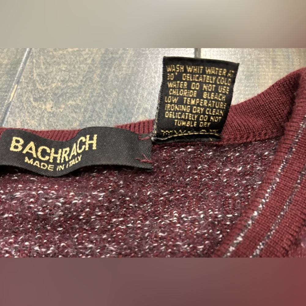 Bachrach Size Large V Neck Maroon Sweater Made in Italy Wool Blend - Picture 6 of 10
